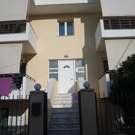 Sunny Apartments - Charilena 2ος Διαμέρισμα Καλαμάτα